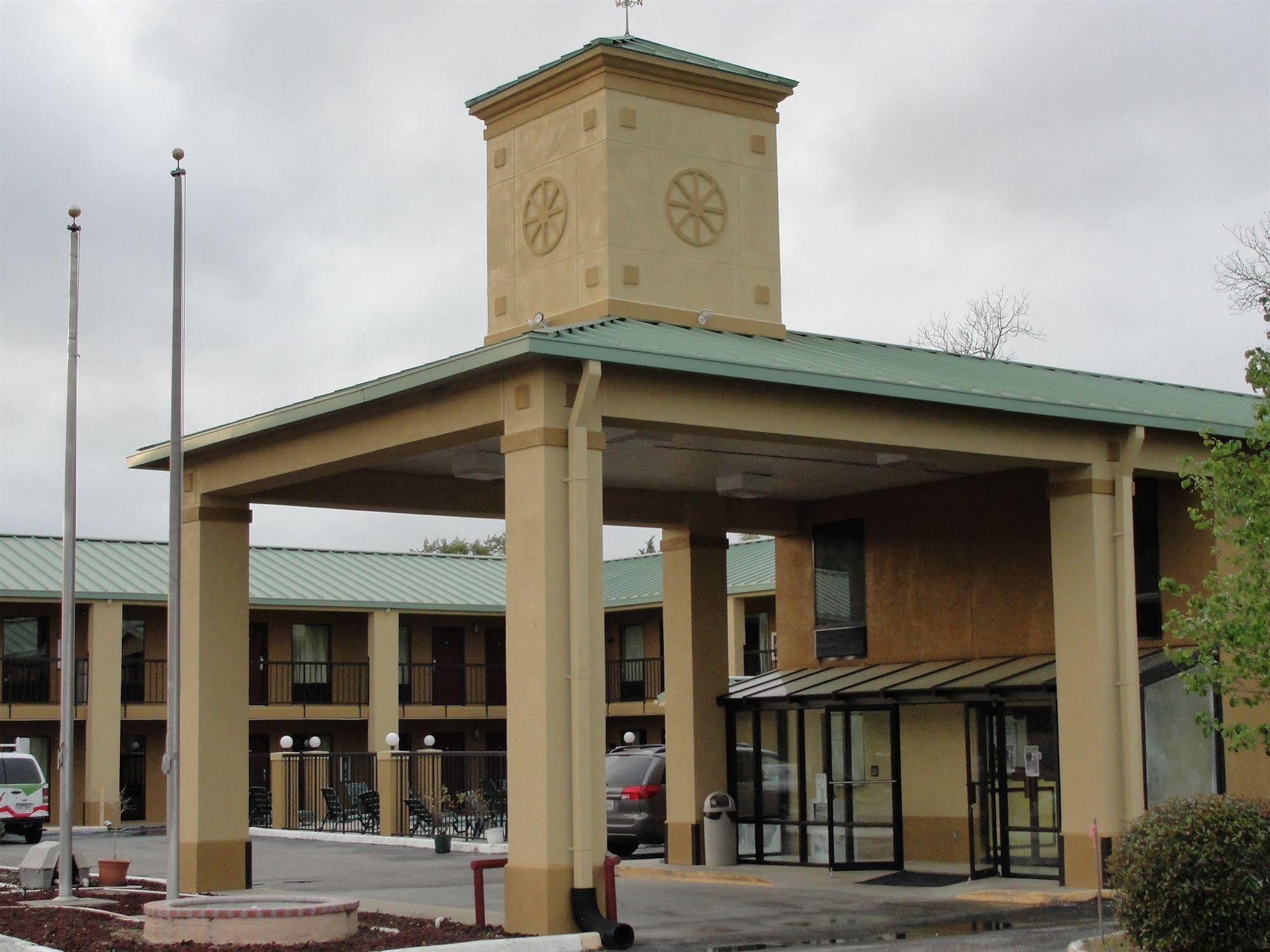 Executive Inn Opp Exterior foto